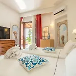 Eros فندق 4*