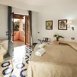 Eros Hotel 4*