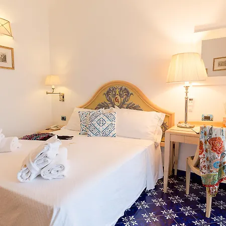 Hotel Eros Vulcano (Isola)